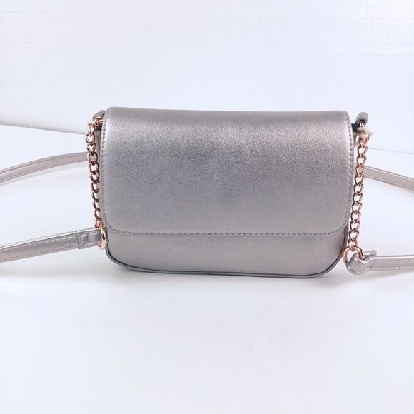 Mossimo Purse Crossbody Shiny Pale Pink Rose Gold Magnetic Closure - Picture 1 of 5